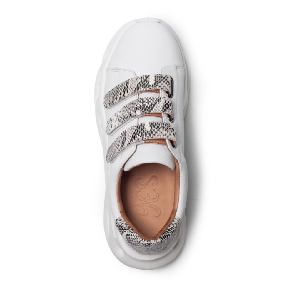 YES Sundown Sneaker